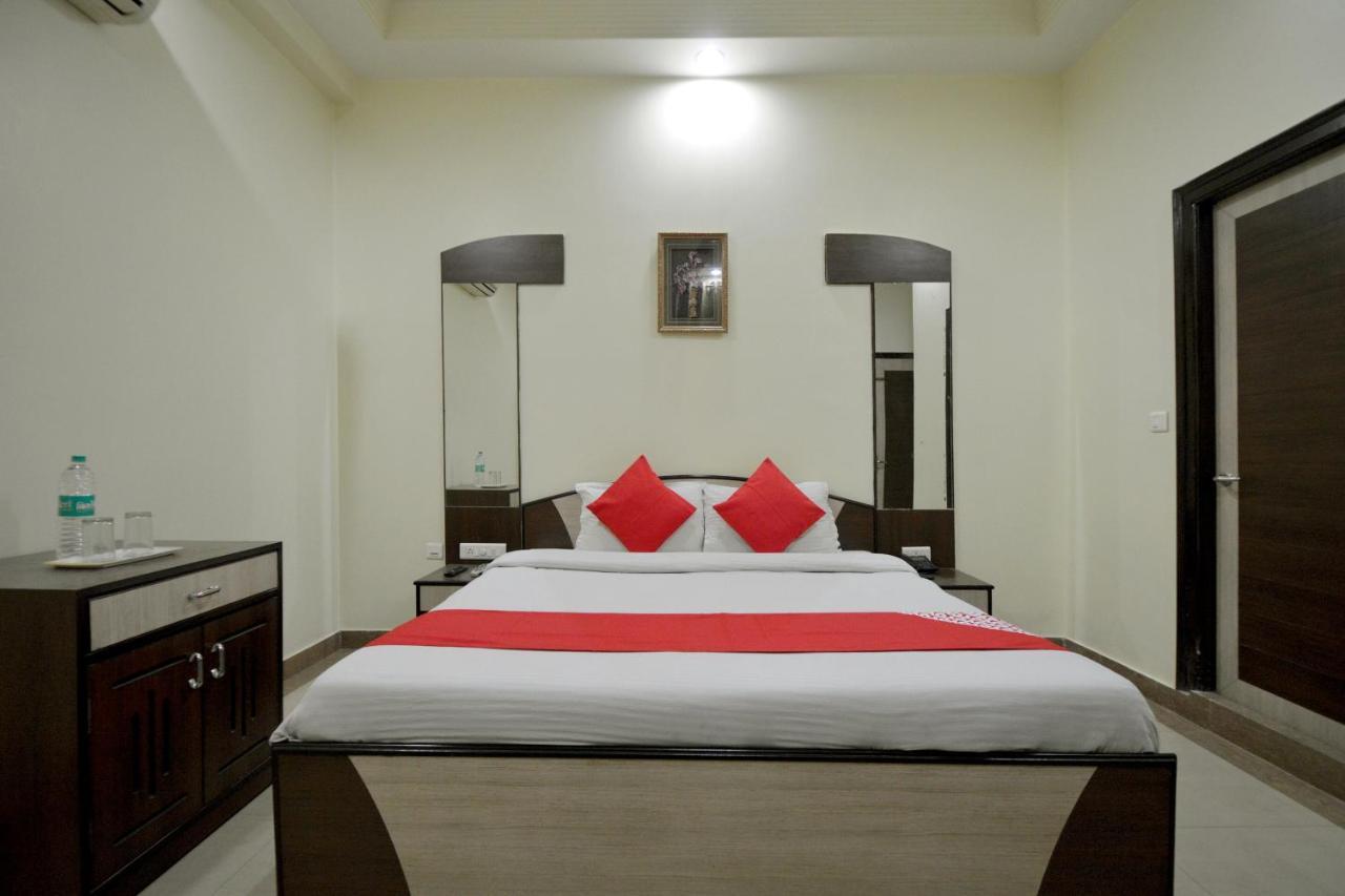 Oyo 23608 Hotel Fun Divisione di Divisione di Jaipur Esterno foto
