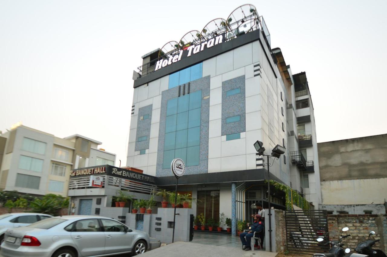Oyo 23608 Hotel Fun Divisione di Divisione di Jaipur Esterno foto