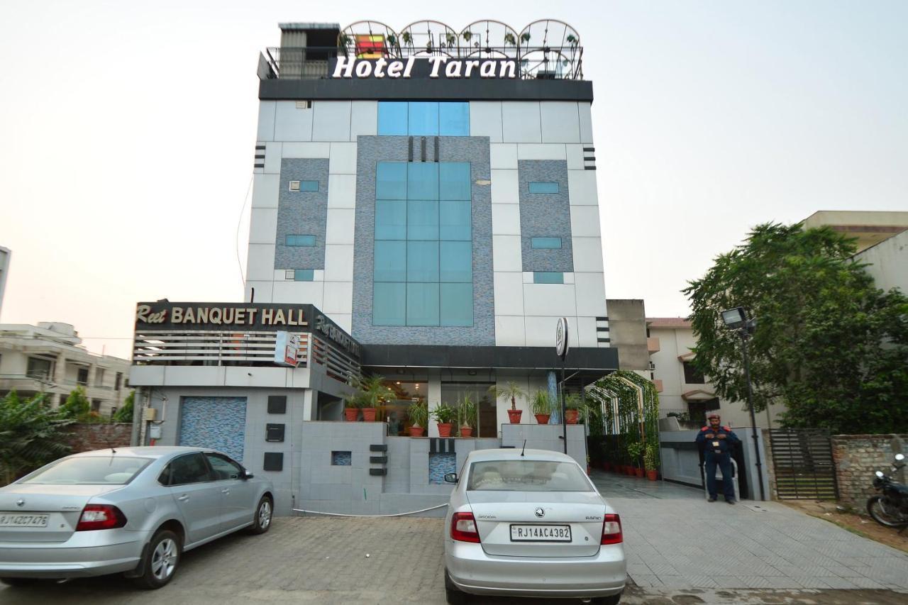 Oyo 23608 Hotel Fun Divisione di Divisione di Jaipur Esterno foto