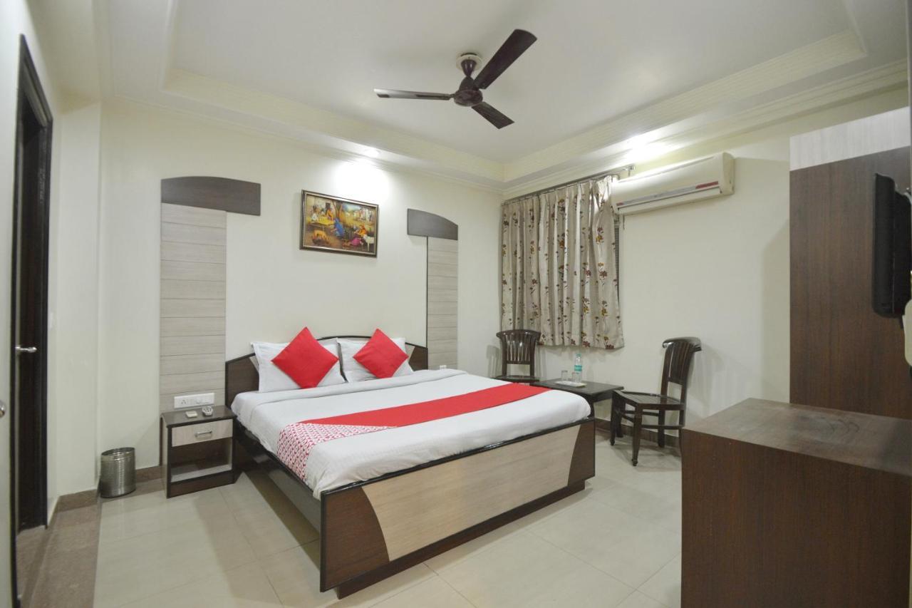 Oyo 23608 Hotel Fun Divisione di Divisione di Jaipur Esterno foto
