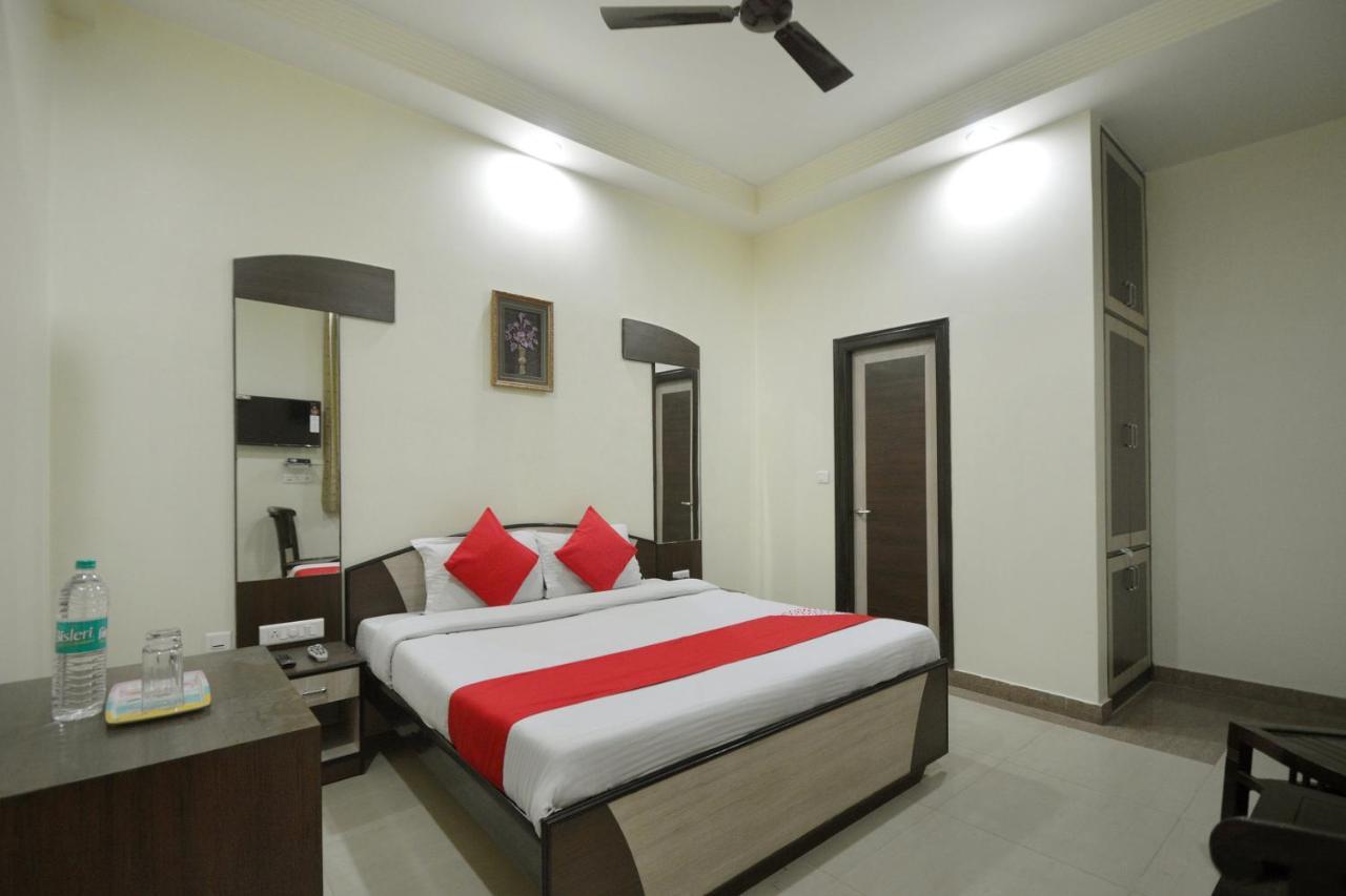 Oyo 23608 Hotel Fun Divisione di Divisione di Jaipur Esterno foto